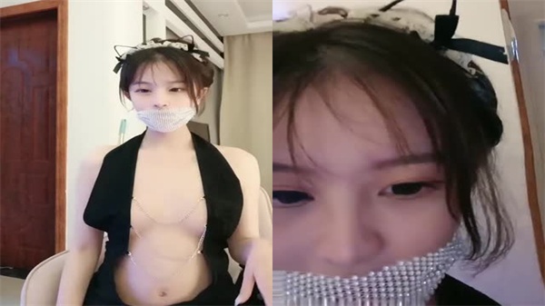高跟苗条巨乳骚货近拍掰穴扣逼,道具自慰淫声浪语,撩骚互动爽翻天!